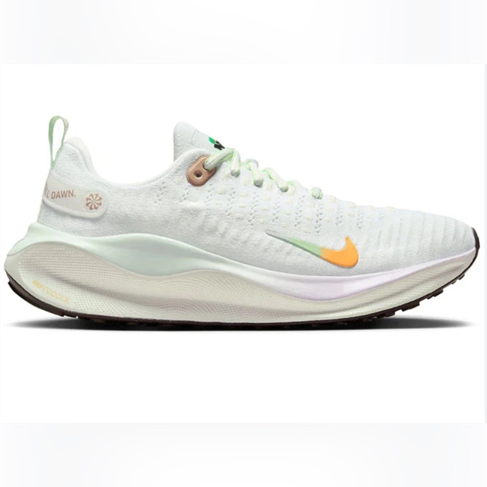 Nike Women's Infinity 4